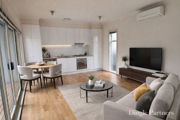 Positioned on the highly sought-after Richmond Hill - Photo 1