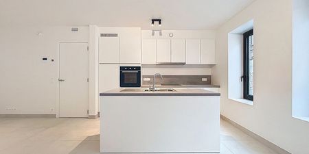 Appartement te huur in Schaarbeek voor € 1.400 met 2 slaapkamers - Photo 2