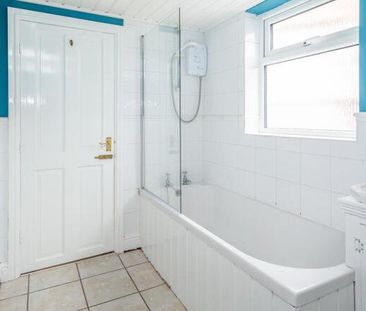 2 bedroom terraced house to rent - Photo 6