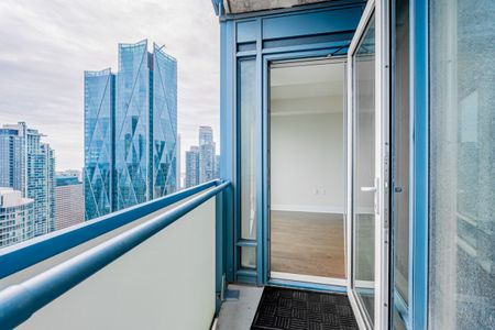 For Lease - 8 The Esplanade N/A Unit# 4301, Toronto, Ontario - Photo 3