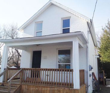 Detached Home For Lease | E8131316 - Photo 1