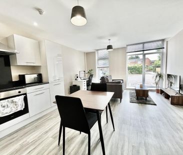 1 Bed Flat, Southwood House, M5 - Photo 4