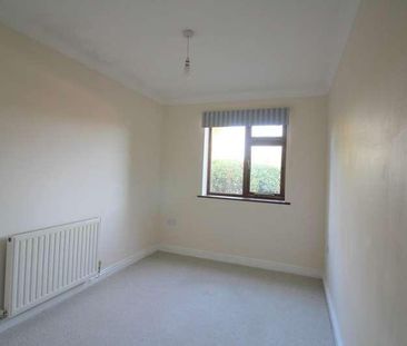 Heathfield Crescent, Kidderminster, DY11 - Photo 3