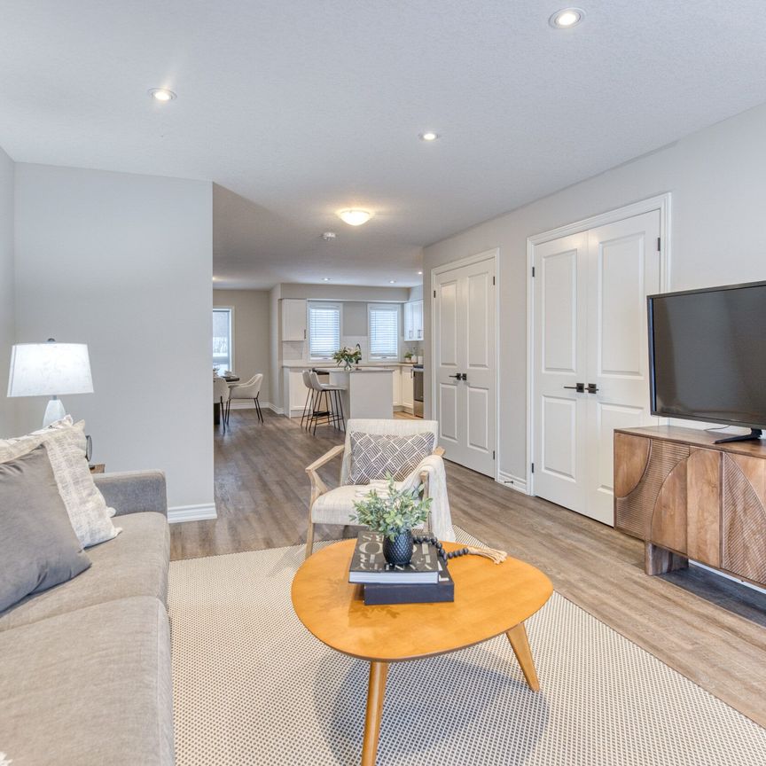 For Lease - 235 Chapel Hill Drive Unit# 23, Kitchener, Ontario - Photo 1