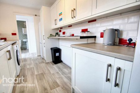 1 bedroom in a house share to rent - Photo 5