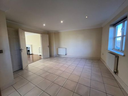 4 bedroom terraced house to rent - Photo 2