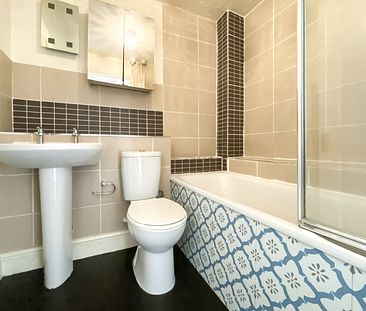 2 Bedroom House To Rent, 2 Bedroom  House To Rent - Photo 2