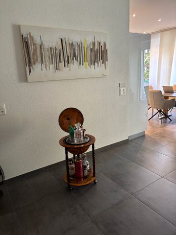 Fixed term: 01.01.2027 - 31.05.2027: Charming Furnished 3.5-Room Apartment in Zürich-Wiedikon - Photo 4