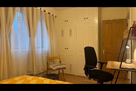 2 Bed Flat, The Stableyard, SW9 - Photo 3