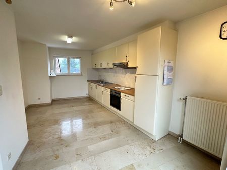 Ruim en lichtrijk appartement met 3 slaapkamers te Voeren - Photo 5