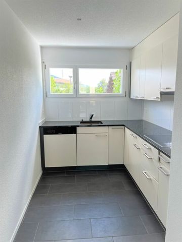 Schöne 4.5 Zimmer-Wohnung in Niederbipp - Photo 2