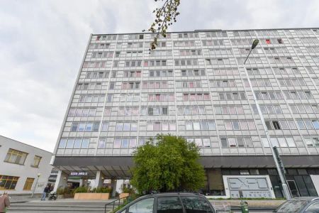Pronájem bytu 3+kk s komorou v Karlíně - Fotografie 5