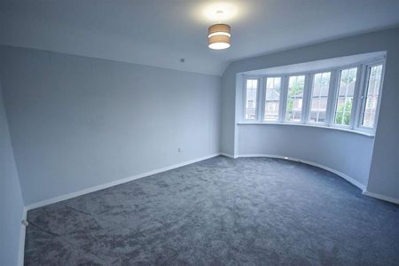 4 Bedroom Semi Detached To Let - Photo 5