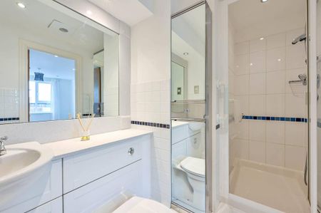 3 bedroom penthouse to rent - Photo 4