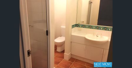 Superb Apartment in Prime Location - Photo 3