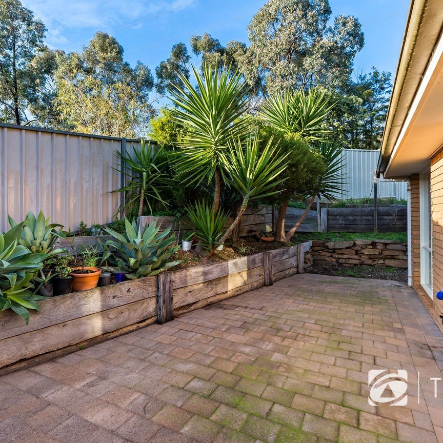 2/13 Proud Terrace, 3550, Flora Hill Vic - Photo 1