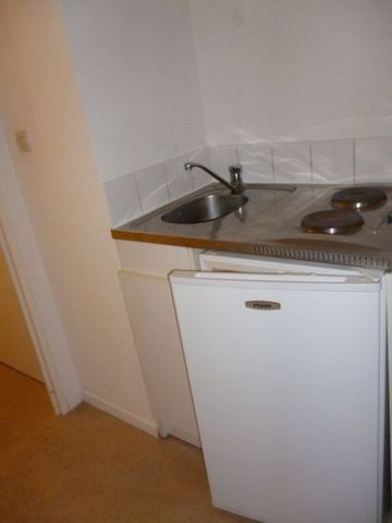 Studio meuble mis à disposition - Proximité immédiate CITADELLE - bus - facs - Photo 4