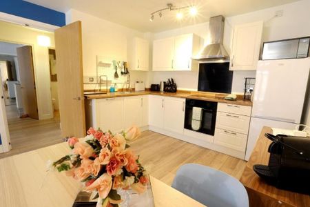 2 Bed Flat, Upper Marshall Street, B1 - Photo 5
