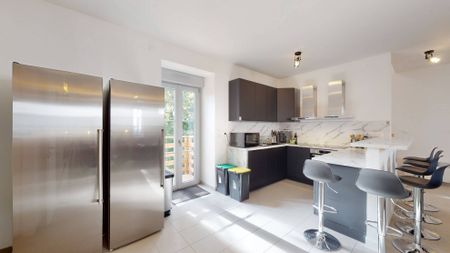 Maison de 380m2 en coliving à Nantes - 13 chambres - Île de Nantes - Photo 5