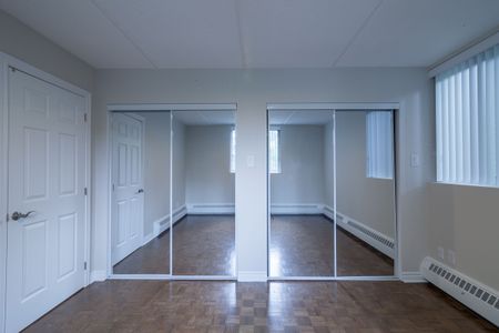 4800 Maisonneuve Blvd W - Photo 4