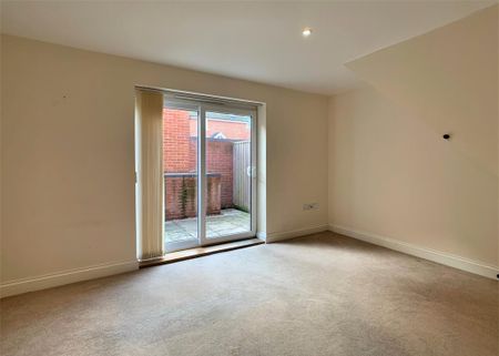 1 bedroom terraced house to rent - Photo 3