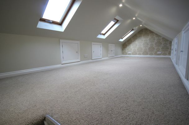 Marlborough Way, Billericay - Photo 1