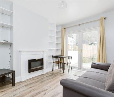 4 bedroom semi-detached house to rent - Photo 1