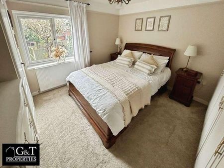 Adshead Road, Dudley, DY2 - Photo 2