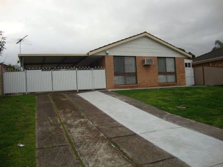 Neat & Tidy Home in a Great Location - Photo 5