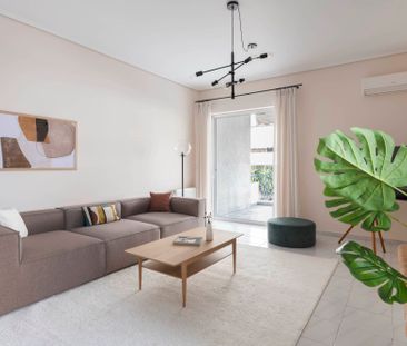 Ample 3BR Family Property in Marousi - Photo 4
