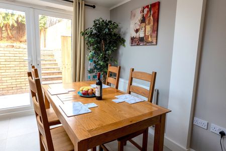 5 Bed Detached House, Sheffield Road, S12 - Photo 5