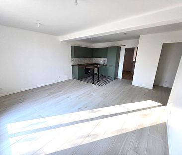 Location Appartement 3 pièces 63m² BOISSY ST LEGER 94470 - Photo 1