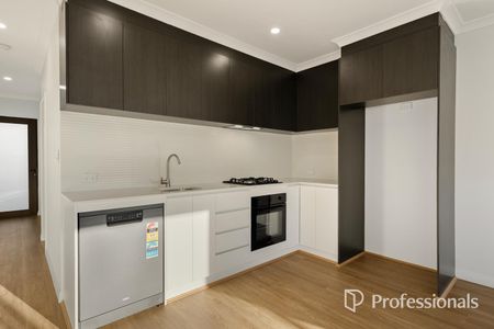 Brand-New Villa! - Photo 5