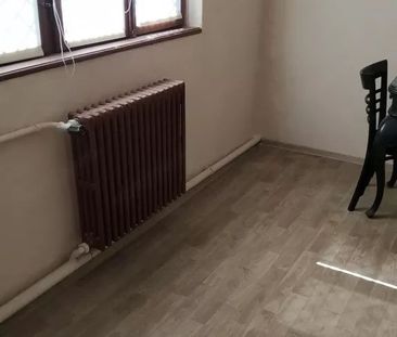 Apartament 3 camere/ 2' Metrou 1 Decembrie/ Nemobilat/ Birouri/ Pets - Photo 4