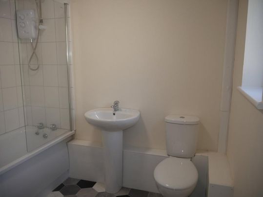 2 bedroom bungalow to rent - Photo 1