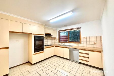 3/31 Ford Street, RINGWOOD - Photo 2