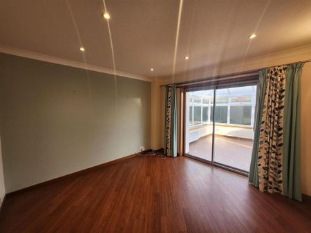 3 bedroom detached bungalow to rent - Photo 3