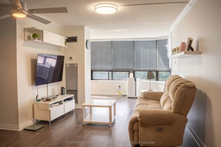 7601 Bathurst Street #1105 - Photo 2