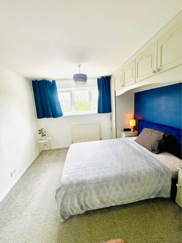 1 bedroom in a house share to rent - Photo 5