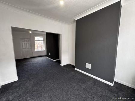 3 bedroom property to rent in Grimsby - Photo 4