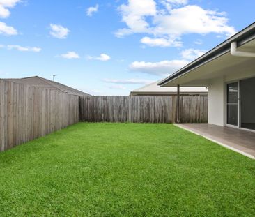 Fully refurbished, ready to go, Family home in The Meadows Estate - Photo 1