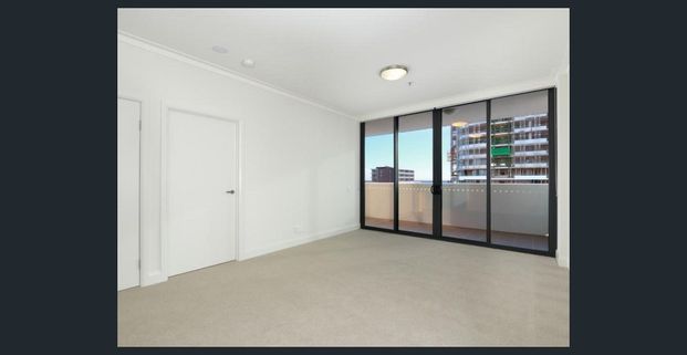 Amazing one Bedroom Apartment! - Photo 1