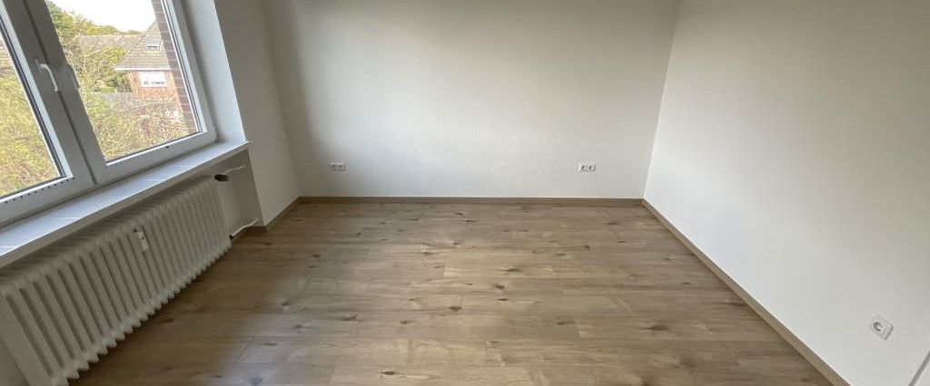 Wir modernisieren für Sie! 3-ZKB-Balkonwohnung in Heppens zu vermieten! - Photo 1