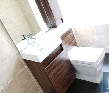 1 bedroom penthouse to rent - Photo 5