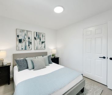 For Lease - 2048 Sixth Line, Oakville, Ontario - Photo 6