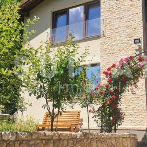 Imobil versatil de închiriat | Grigorescu S20510 - Fotografie 1