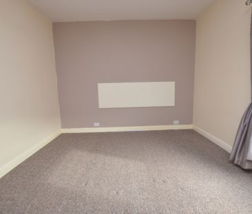 2 Bedroom Terraced House - Photo 1