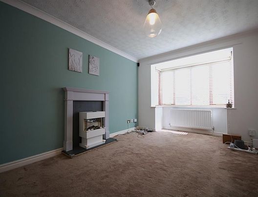 5 Bedroom Detached To Let - Photo 1