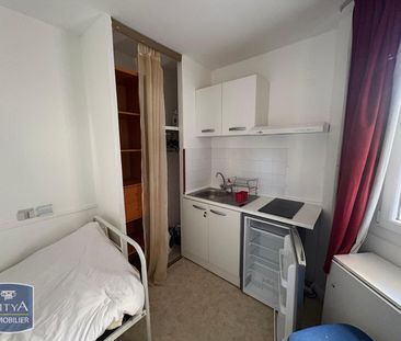 Location Appartement 1 pièce 13m² ANGOULEME 16000 - Photo 2