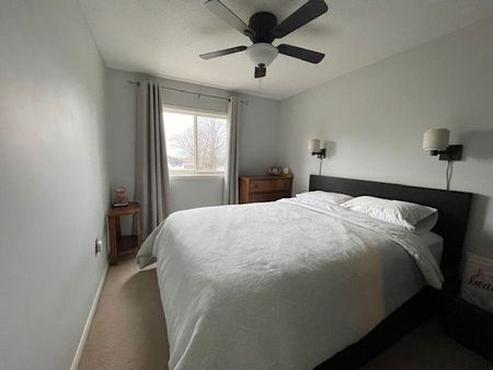 For Lease - 105 Courtney Crescent, Barrie, Ontario - Photo 5